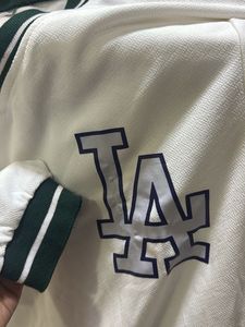 LA Graphic V-Neck Sweatshirt