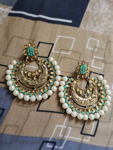 Earring