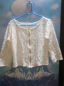 Stretchable Lace Zip-Up Top