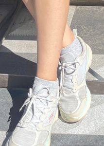 skechers sport shoes