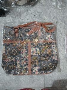 Elegant Floral Tote Bag