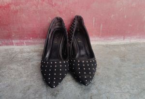Dressberry Black Suede Heel