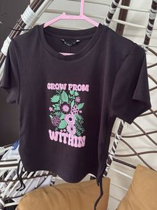 Graphic Print Tee,strechbl M And L Size Also Can
