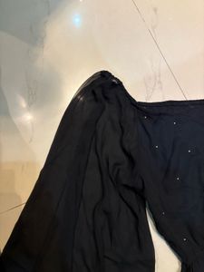 Chic Black One-Shoulder Dress