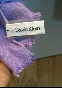 Calvin Klein scarfs 💥