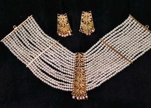 Pearl Necklace & Earring Set
