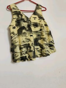 Yellow Colour Tank Top (Women&#39;s)