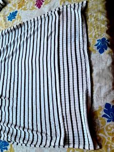 High Low Hem B&amp;W Top