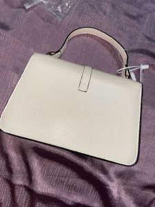 Elegant White Shoulder Bag🤍✨