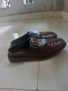 VKC Pride brown leather sandals for men. Durable s