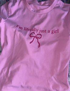 I’m Literally Just a Girl 🫰🏻🎀