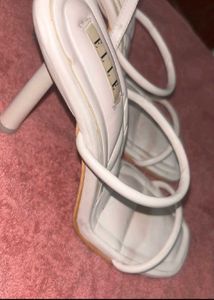 Elle White Heels