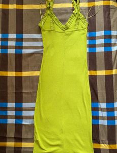 SALE!!Zara Lime Ribbed Midi