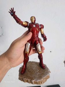 Iron Man Mark 7 Statue ! Figure