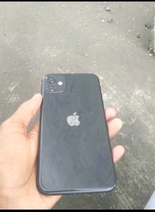 iPhone 11 - Black