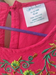 Girls&#39; Ethnic Embroided Dresses (2)