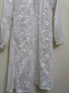 White Embroidered Kurta