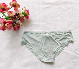 Victoria's Secret : Lace Trim Panty