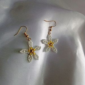 Beaded Flower Earring 🌼🌼