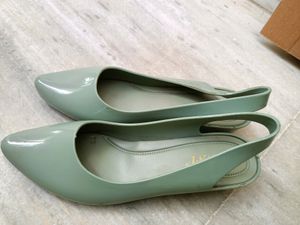 Almost New Footwear (Pista Colour)
