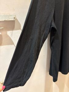 Old Navy Black Ruffle Top XXL