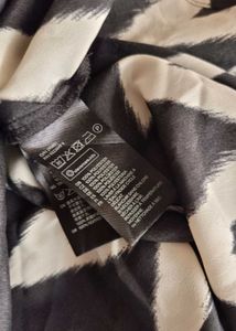 H&amp;M Tops, Like New