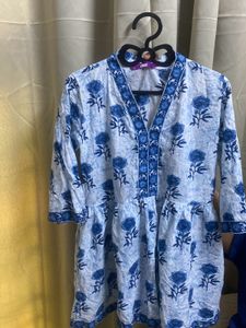 *Combo Of Four* Floral Print Short Kurtis