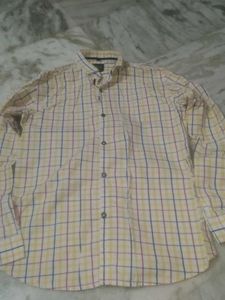 Men's Yellow Plaid Long Sleeve Button-Down