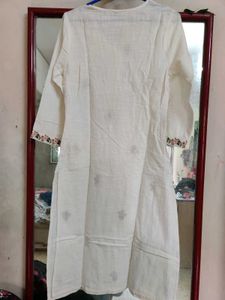 Floral Embroidered Kurti