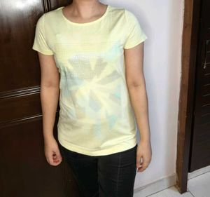 Olivia Lauren Women Yellow Printed Cotton Tshirt