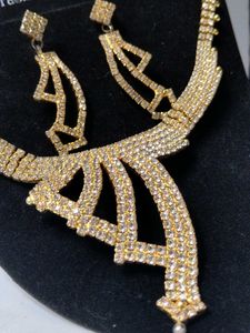 Sparkling Rhinestone Jewelry Set