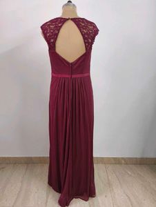 Maroon Lace Work Gown❤️🐬🎀