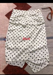 Dot Skirt Got Size 26-28