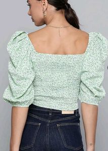 Green Floral Print Smocked Crop Top