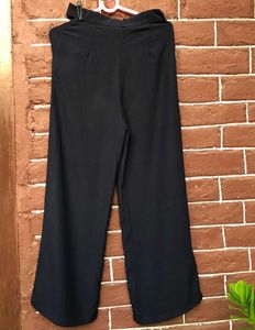 Navy Blue Wide-leg Trouser