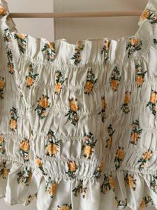 Floral Print Puff Sleeves Cinched Waist Crop Top