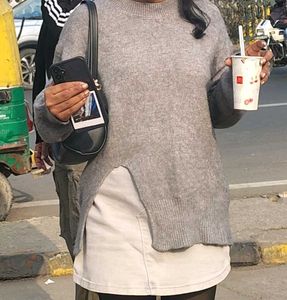 Casual Outfit: Skirt &amp; Sweater