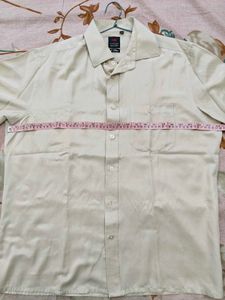 Classic Men&#39;s Shirt