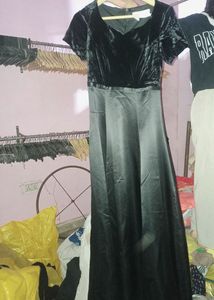 Elegant Black Maxi Dress