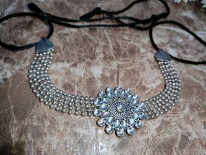 Silver Tone Statement Choker with earrings