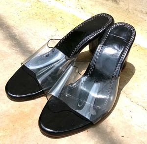 elegant black Clear heels 👠