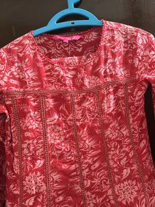 Anubhutee Kurta Set