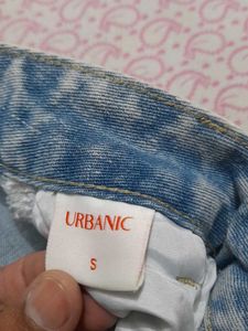 Urbanic Blue Jean 💙 + Free Top ❤️