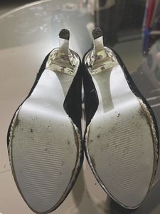 Heeled Black&amp;Siver Rare Bellies EU39