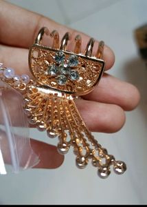 Price Drop Korean Pearl Hair Clip/Butterfly/Clutch