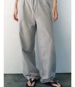 New One ZW COLLECTION LOOSE FIT LOW-RISE JEANS