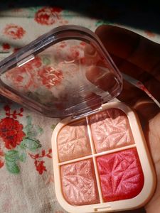 Highlighter 4 Shades