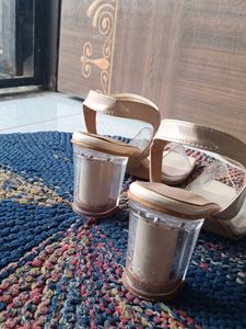 Heel 👠