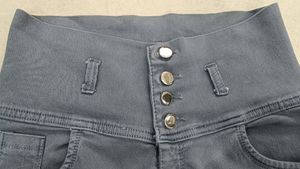 High Rise Skinny Fit Stratchable Jeans