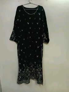 Pakistani Suit ( Kurti + Duppatta )